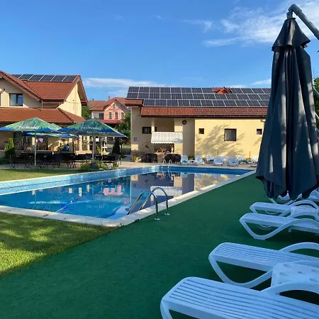 Pensiunea Floris 3* Vata de Jos